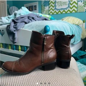 Chaps Brown Leather Boots